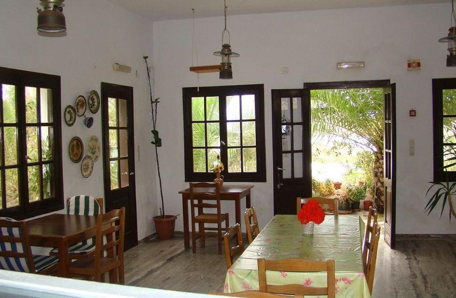 Helios Pension Extérieur photo